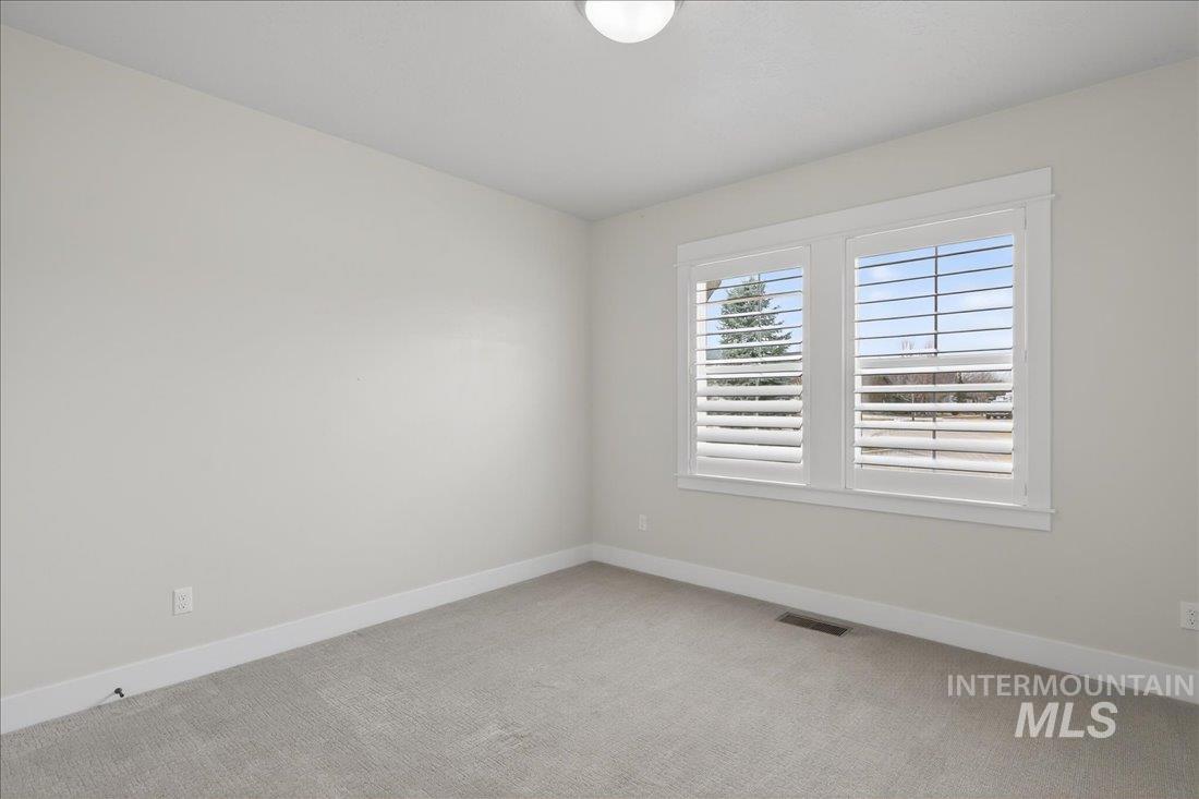 604 S Rivermist Ave Property Photo 28