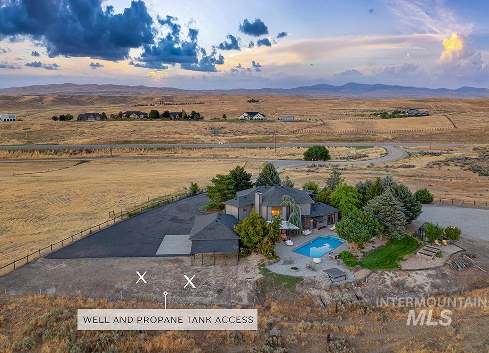 8901 W Bugle Boy Ln Property Photo 32
