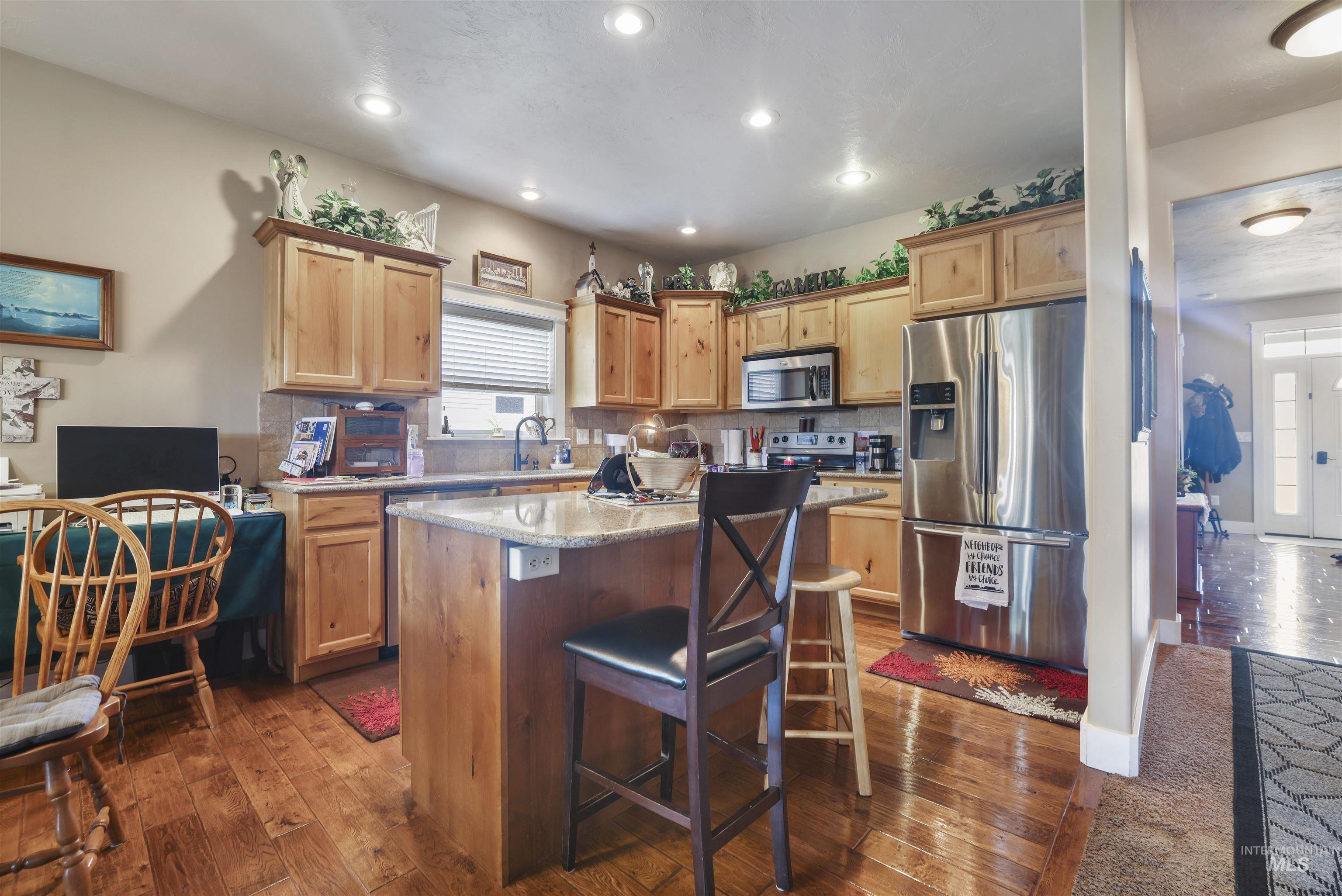 2306 Eastbrooke Rd Property Photo 8