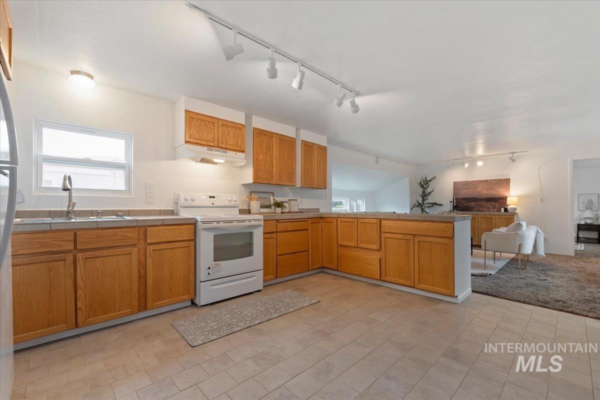 3686 S Clacton Way Property Photo 10