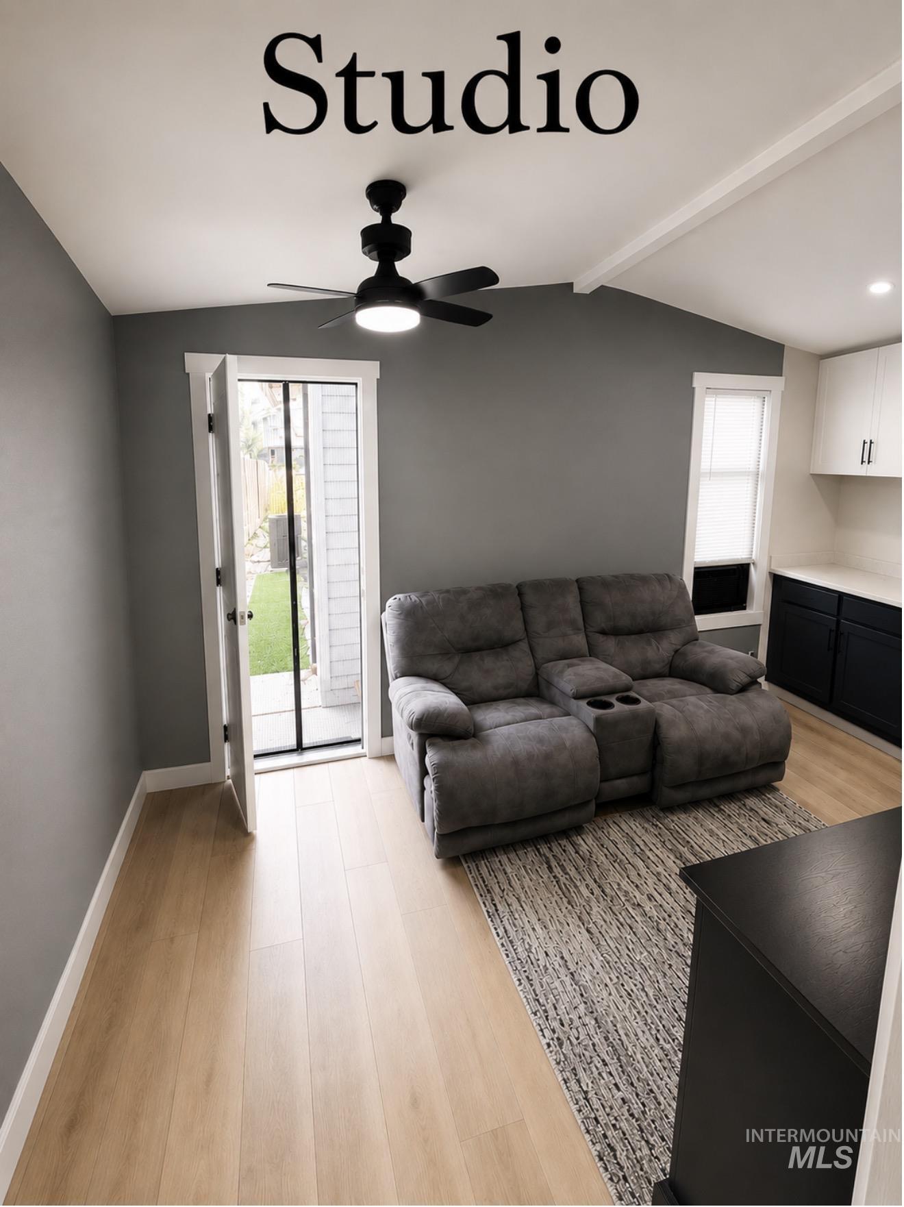 1205 Chicago St Property Photo 16