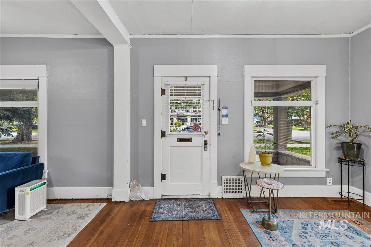 1401 Cleveland Blvd Property Photo 8