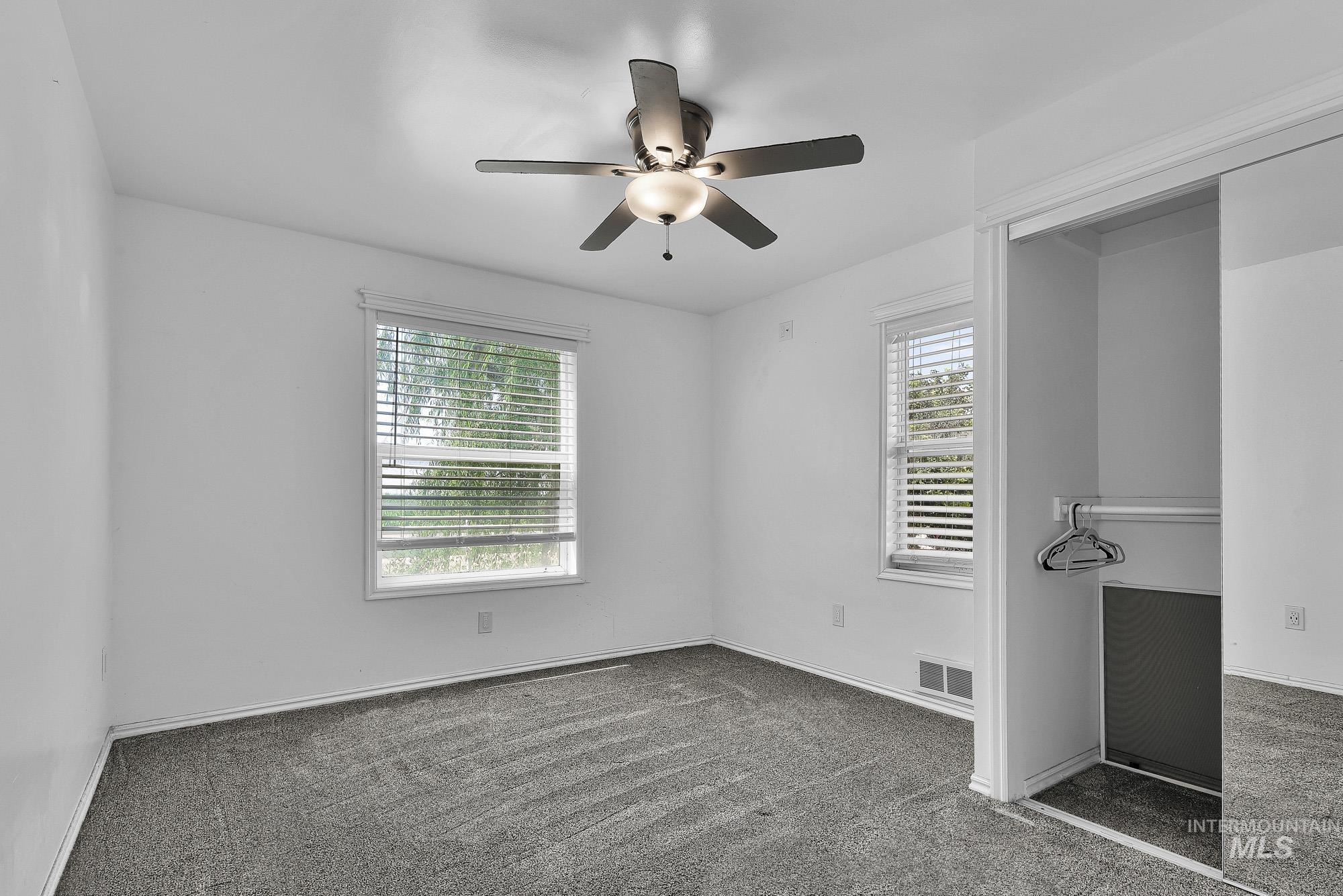 24900 Market Rd Property Photo 46