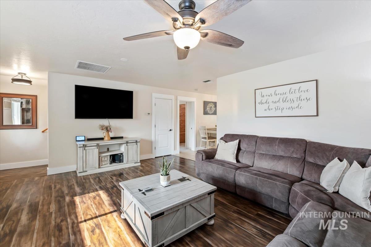 983 N Plaza Rd Property Photo 11