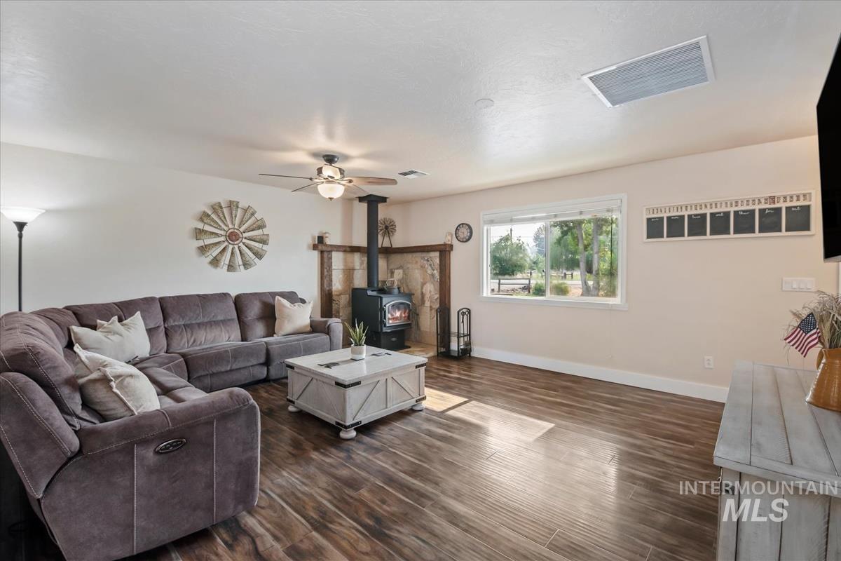 983 N Plaza Rd Property Photo 12