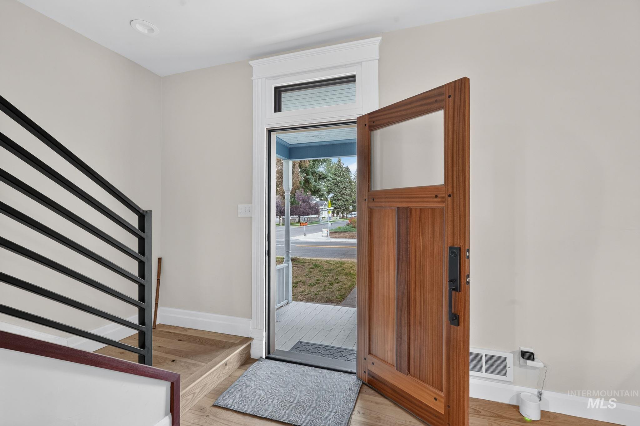 310 Elm Street Property Photo 2