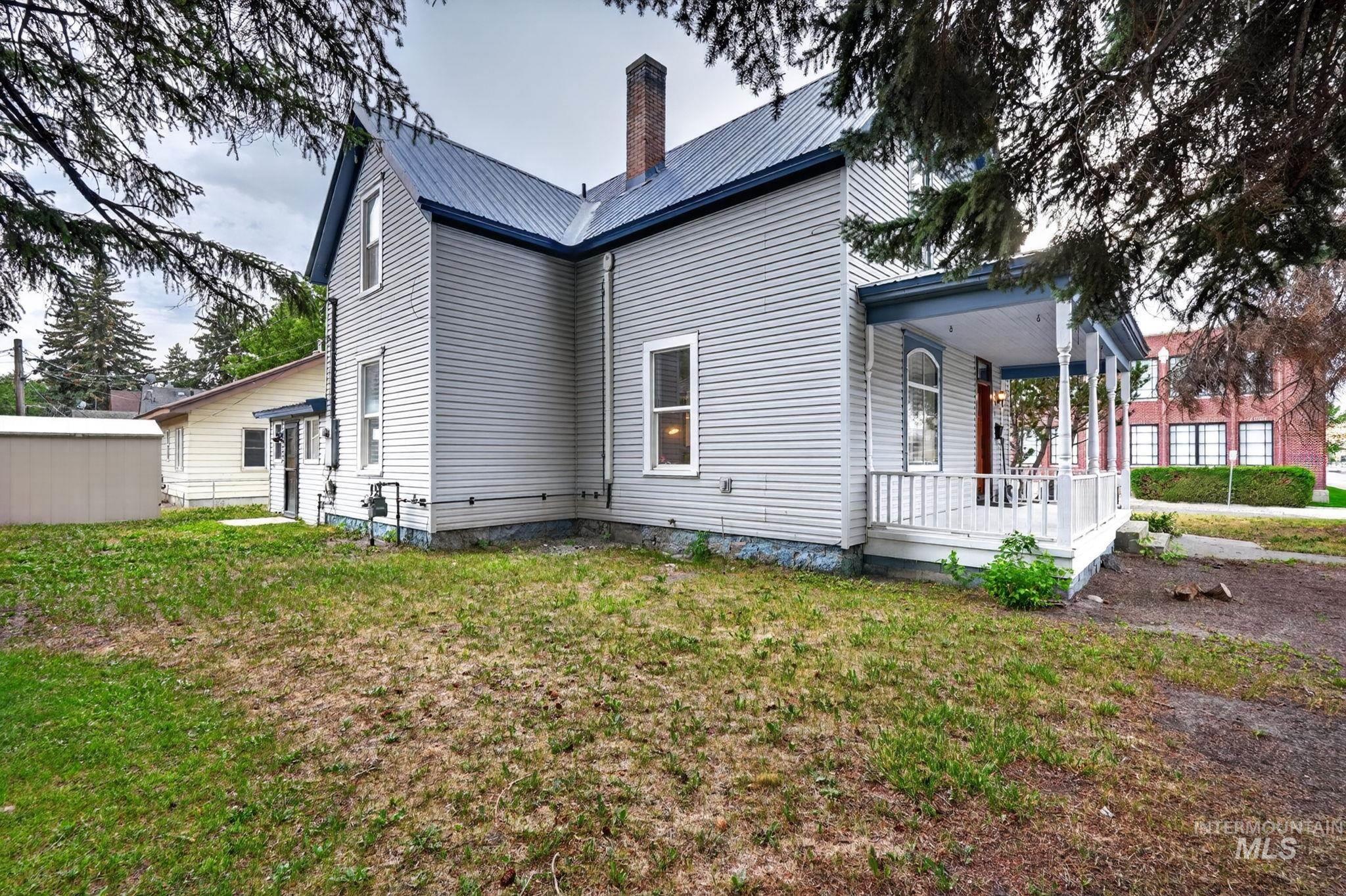 310 Elm Street Property Photo 40