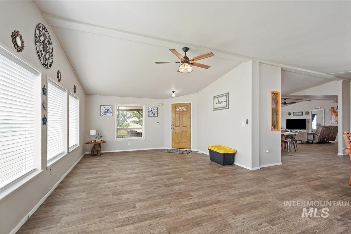1200 Beverly Ave. Property Photo 6