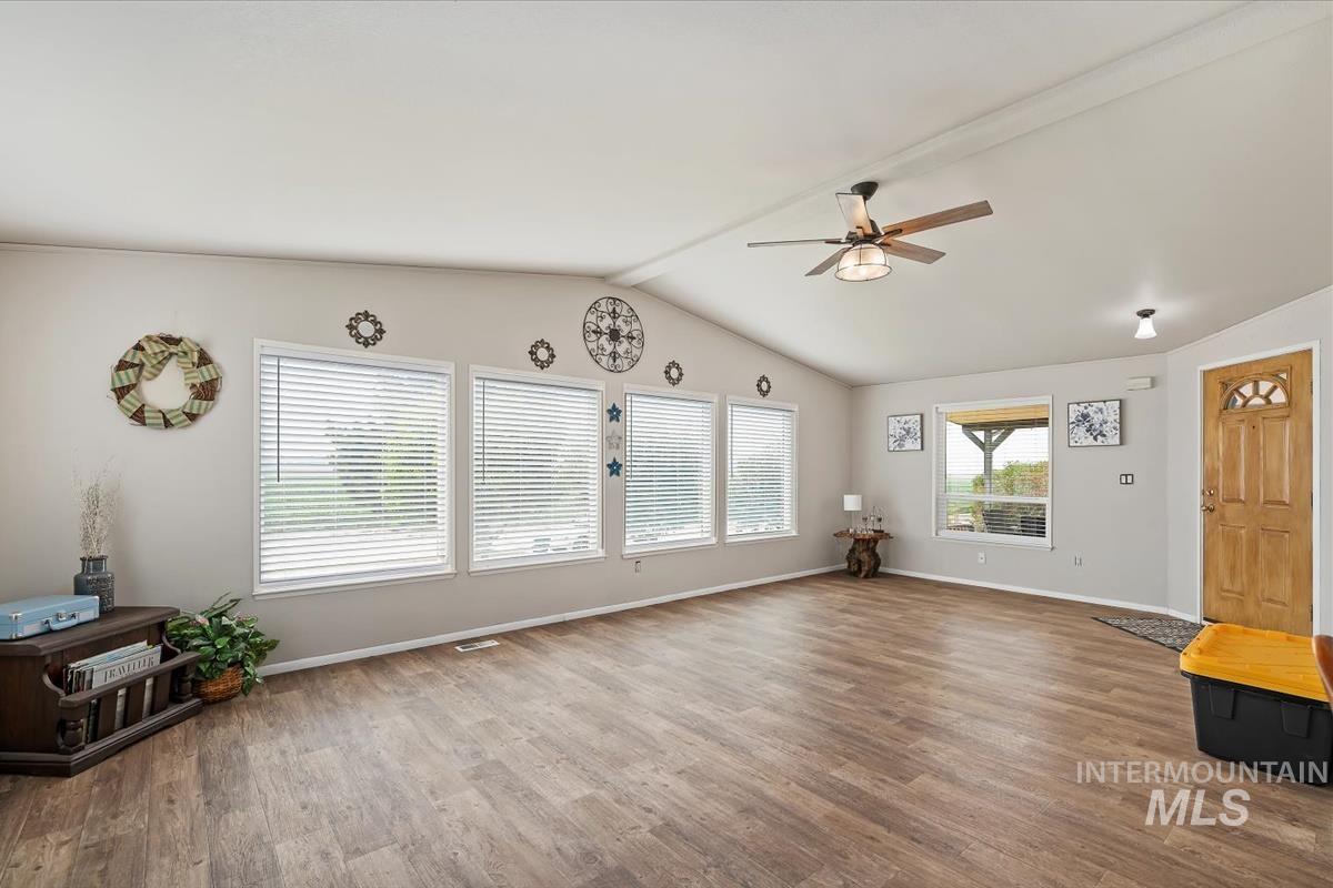 1200 Beverly Ave. Property Photo 7