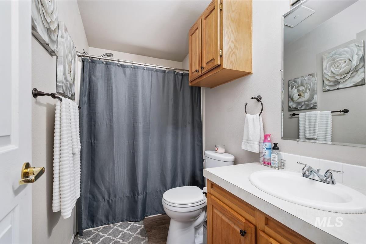 1200 Beverly Ave. Property Photo 22