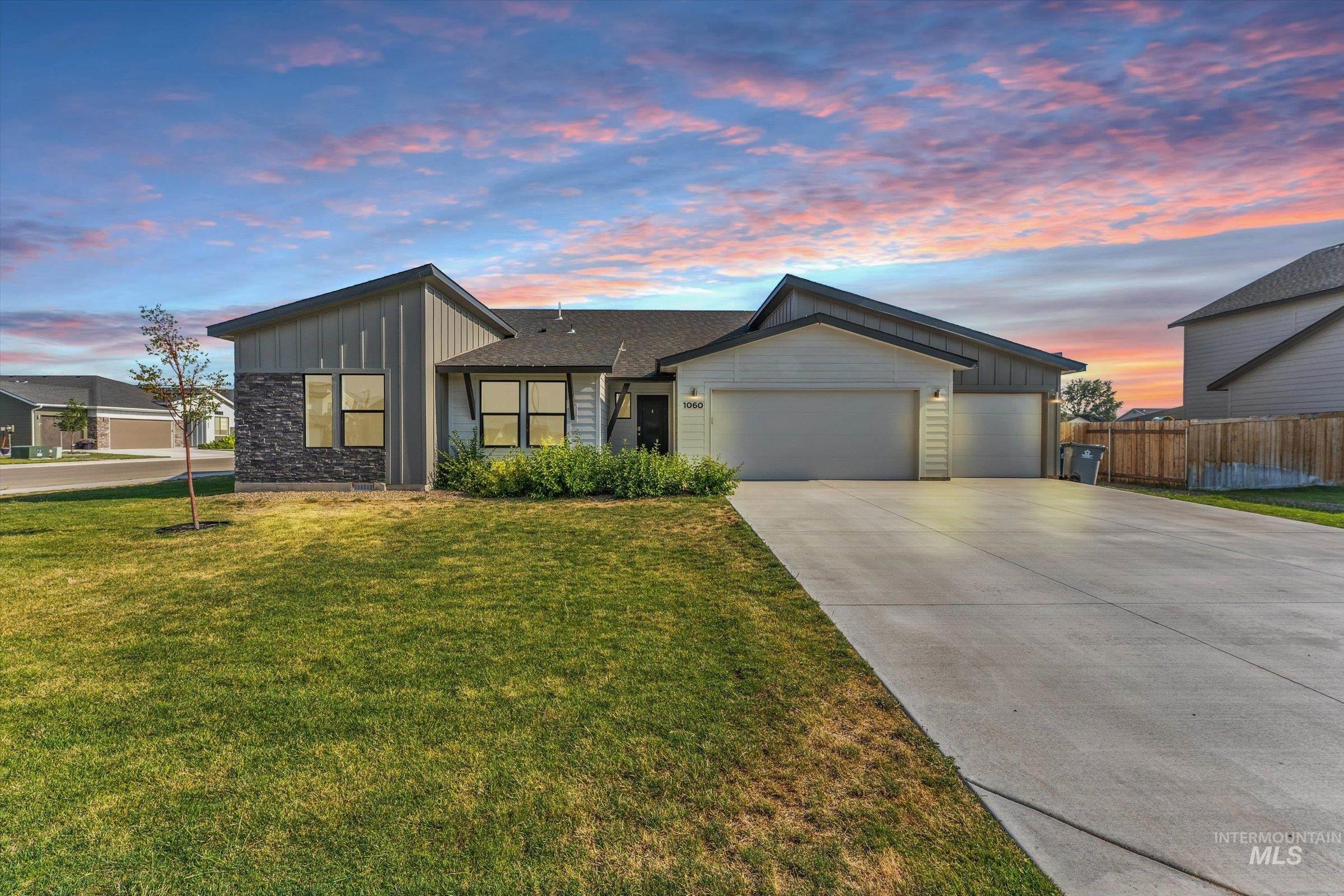 1060 Sw Shikra Property Photo 1