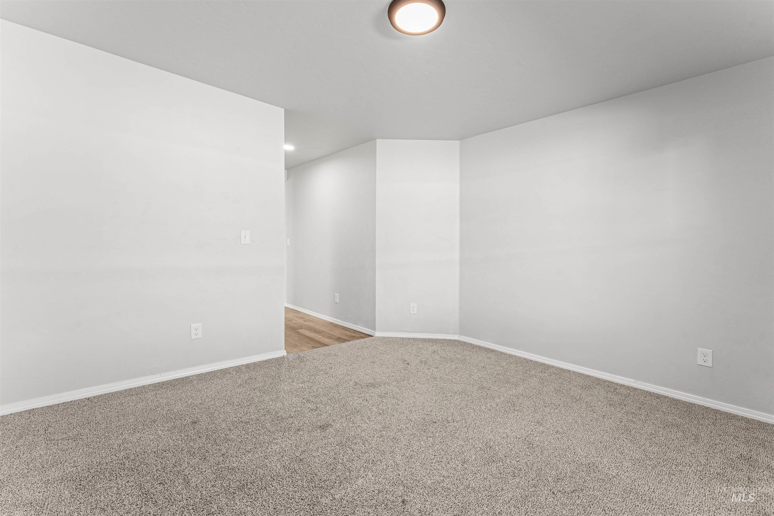 12342 Noreen St Property Photo 29
