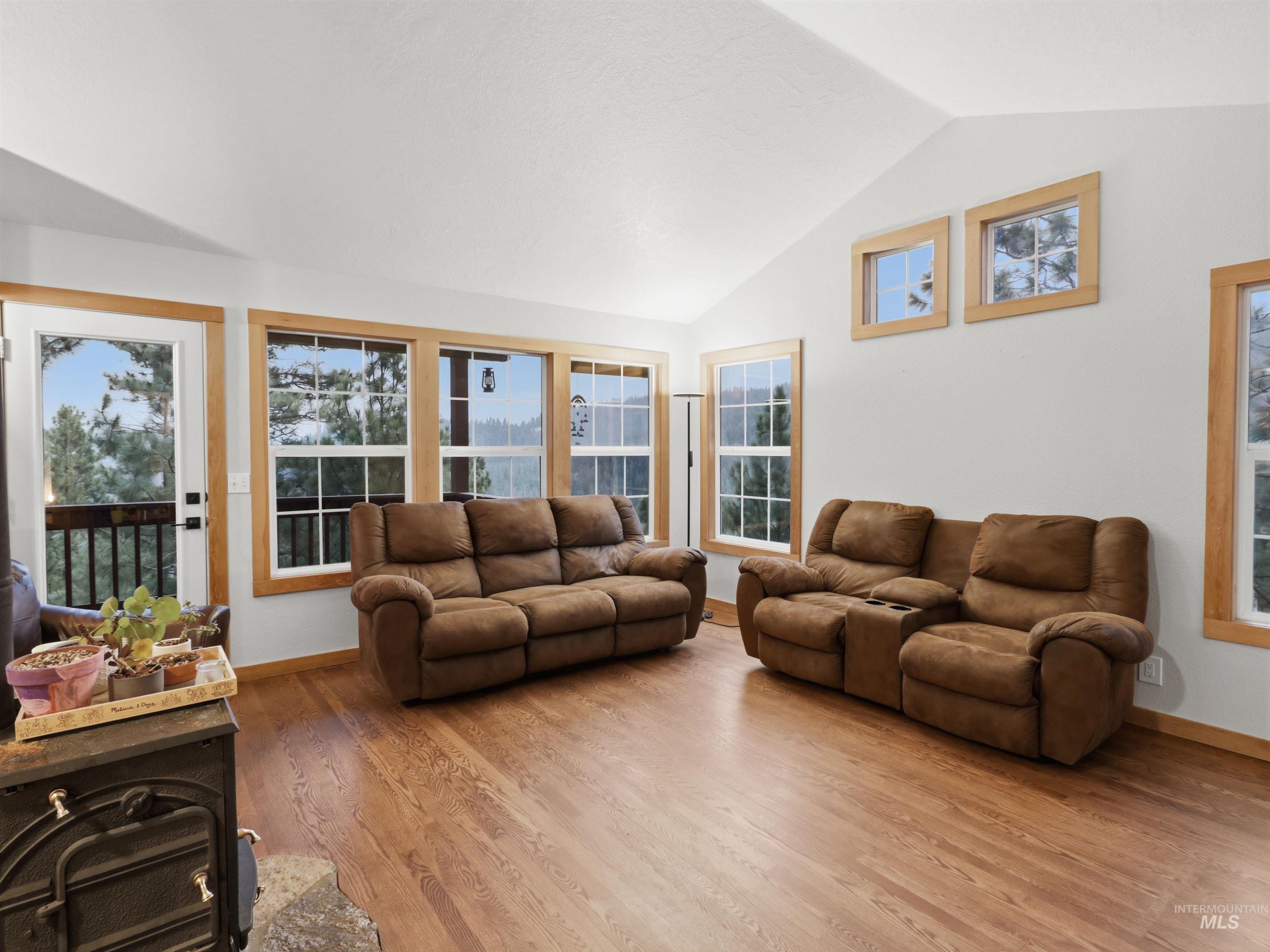 242 Wilderness Way Property Photo 8