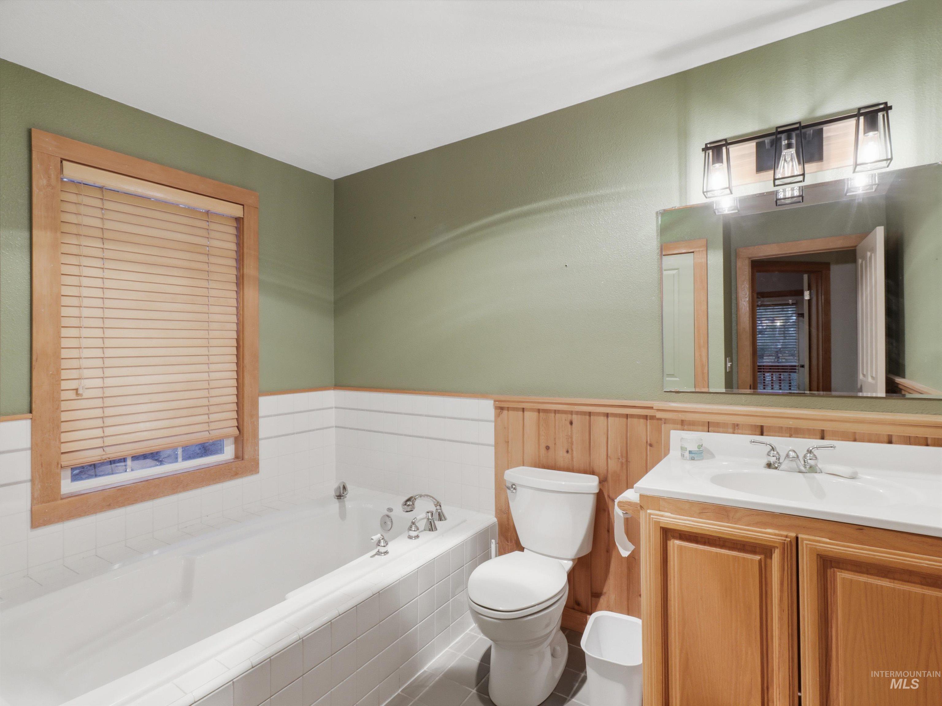 242 Wilderness Way Property Photo 31