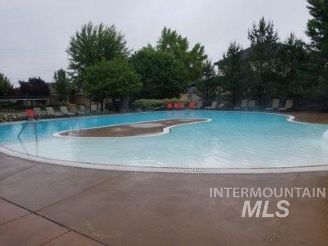 1902 E Mountain Man Property Photo 42