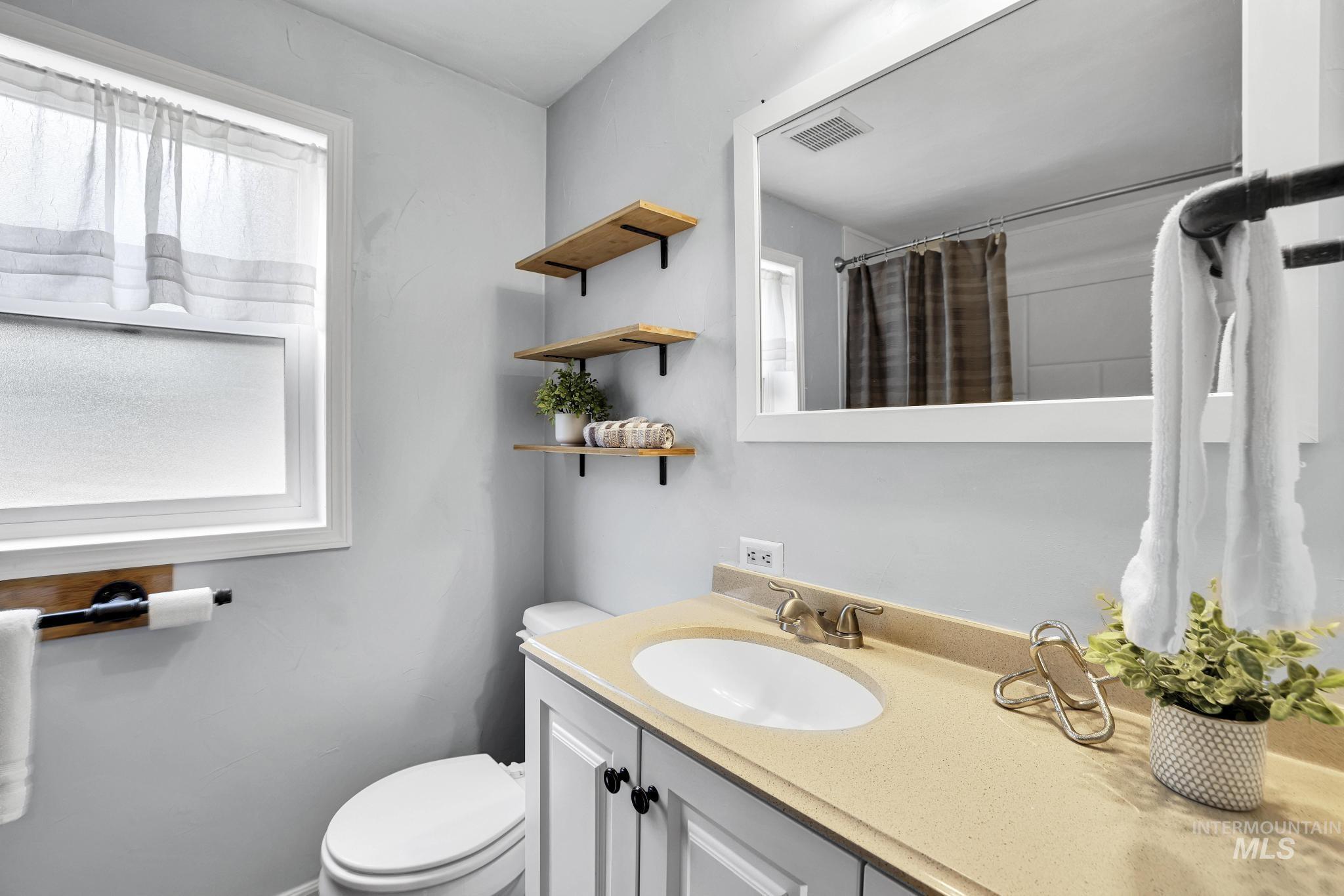 3407 A N 3300 E Property Photo 28
