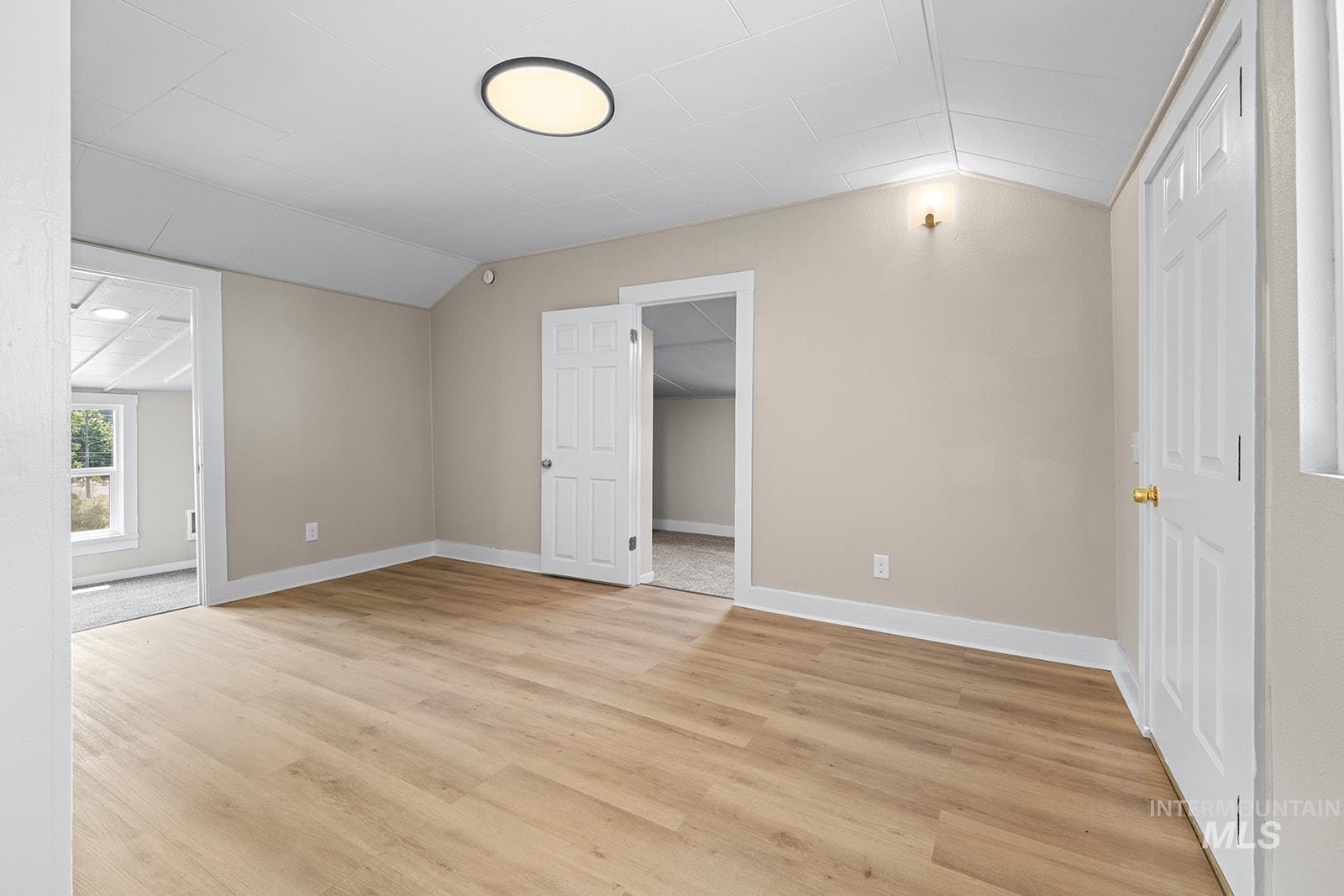 708 15th Avenue Property Photo 6