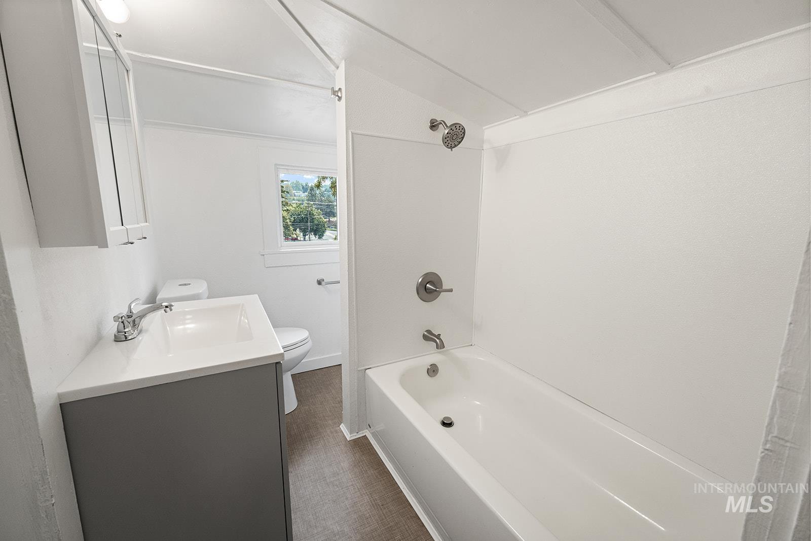 708 15th Avenue Property Photo 10