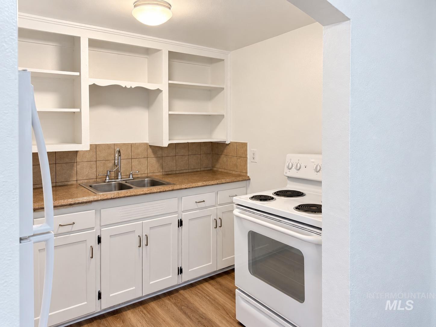 6105 W Post Street Property Photo 5
