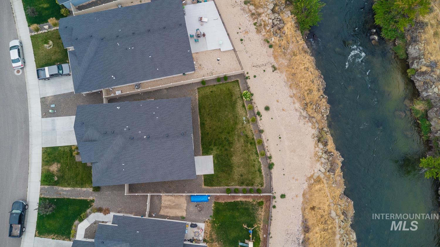 1545 N Thistle Dr Property Photo 1