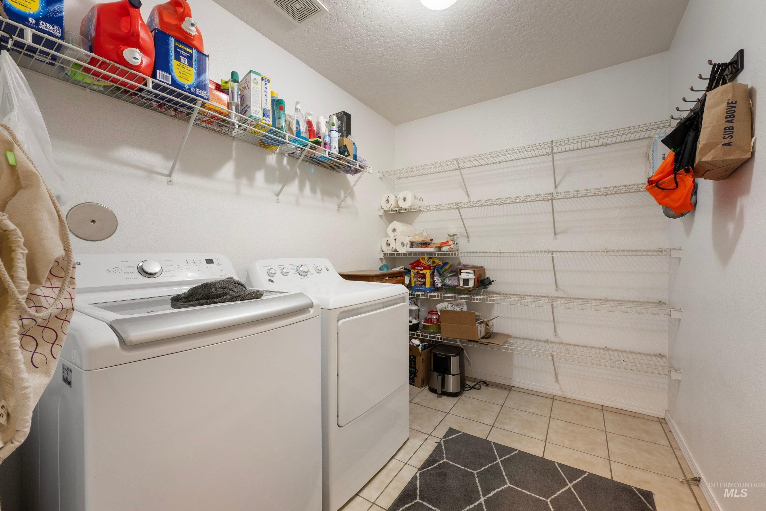 106 Bridgeport Ave. Property Photo 21