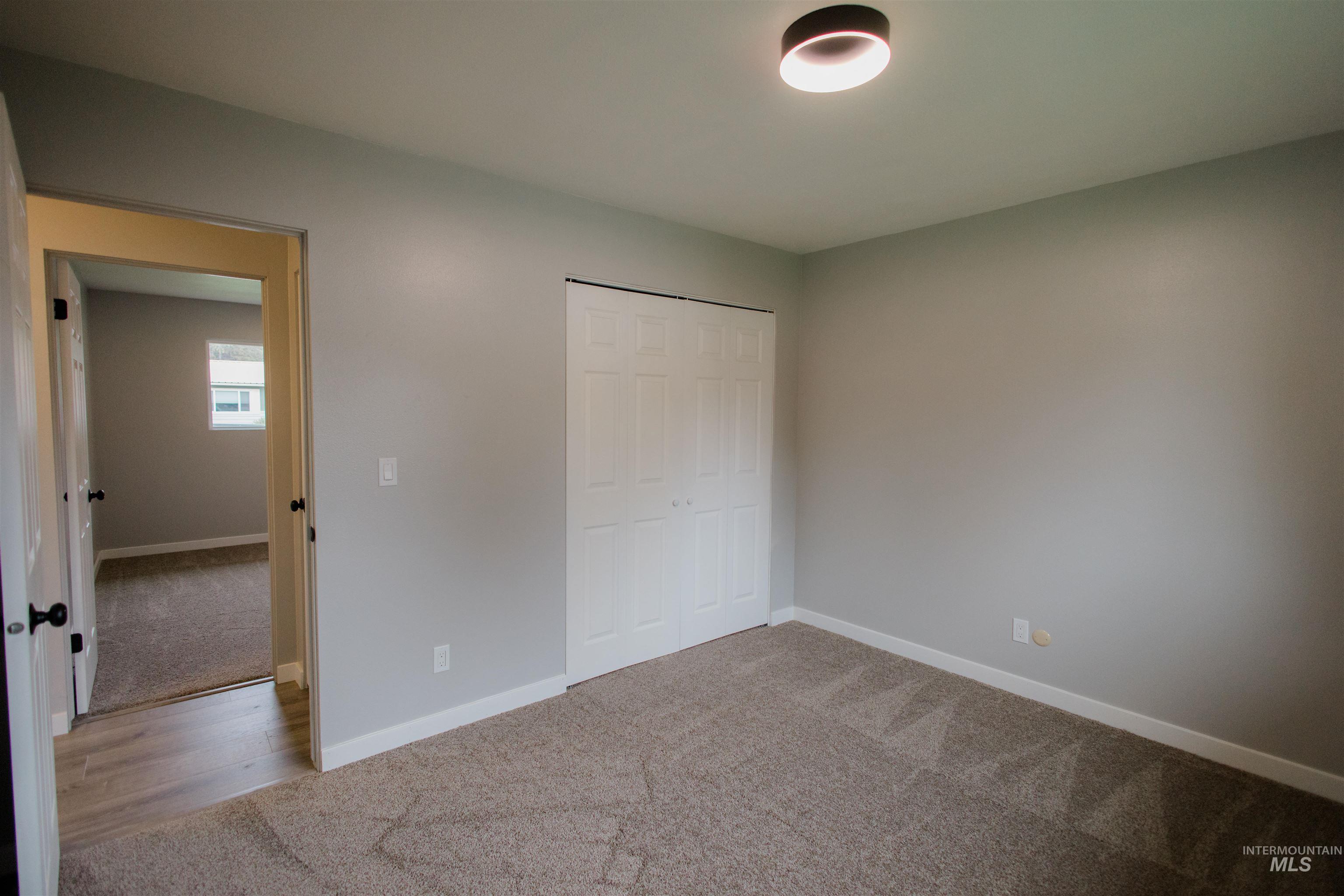 870 N 10th E Property Photo 18