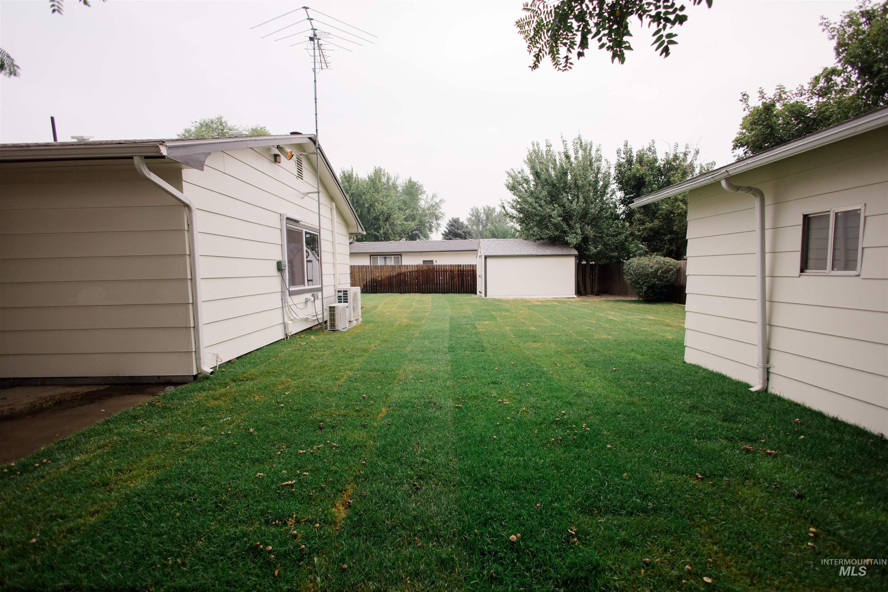 870 N 10th E Property Photo 35