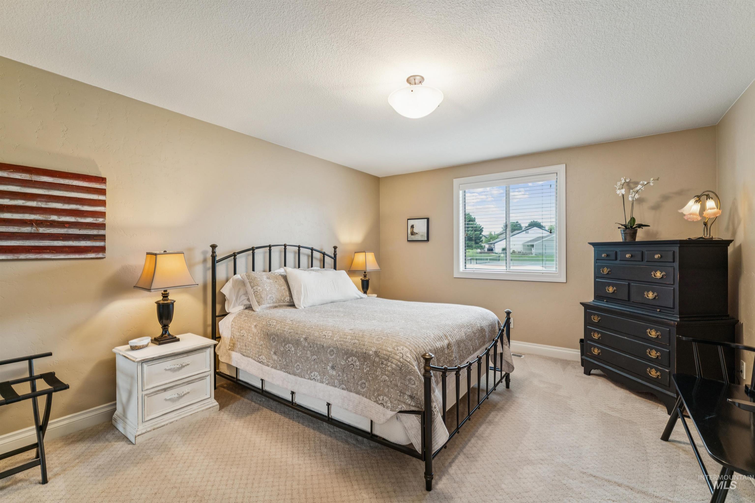719 Parkside Way Property Photo 31