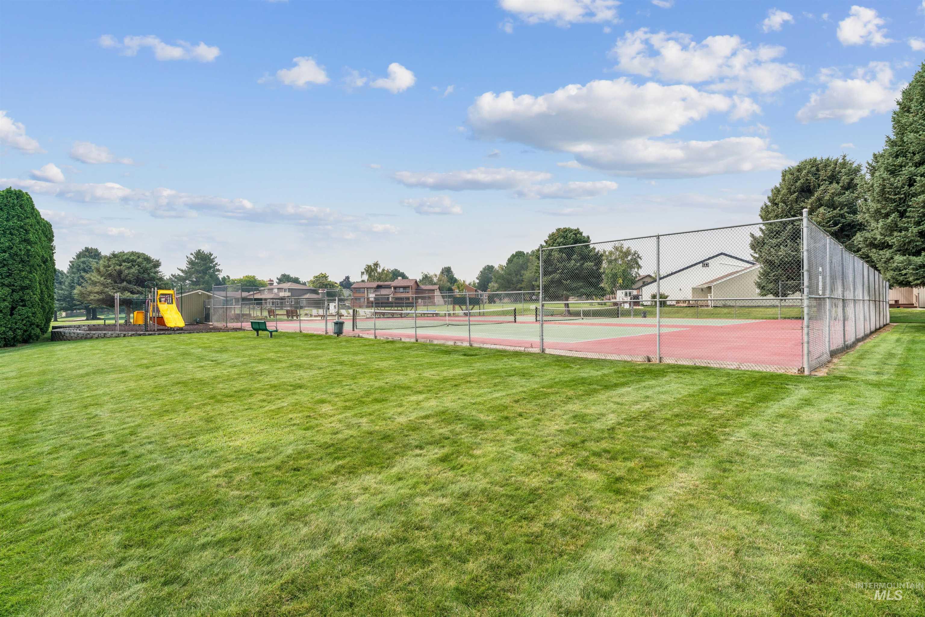 719 Parkside Way Property Photo 41