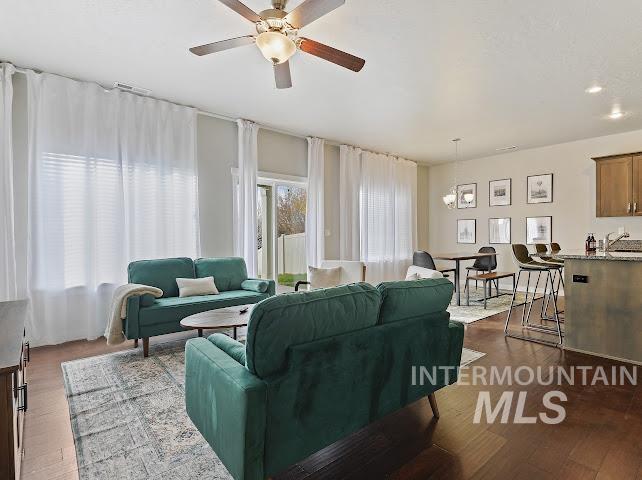 9185 W Tillamook Dr Property Photo 11