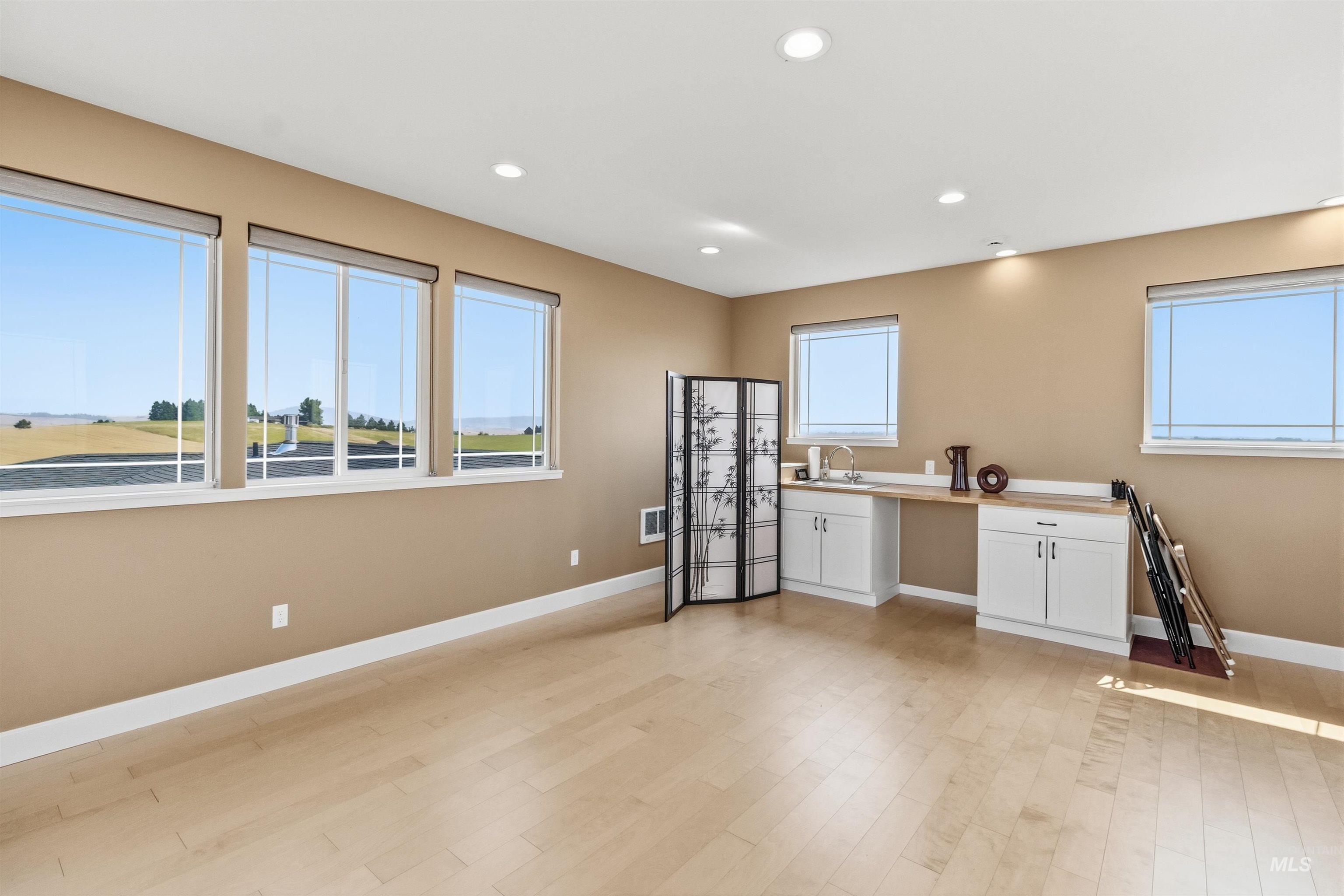 1010 Idlers Rest Rd Property Photo 32