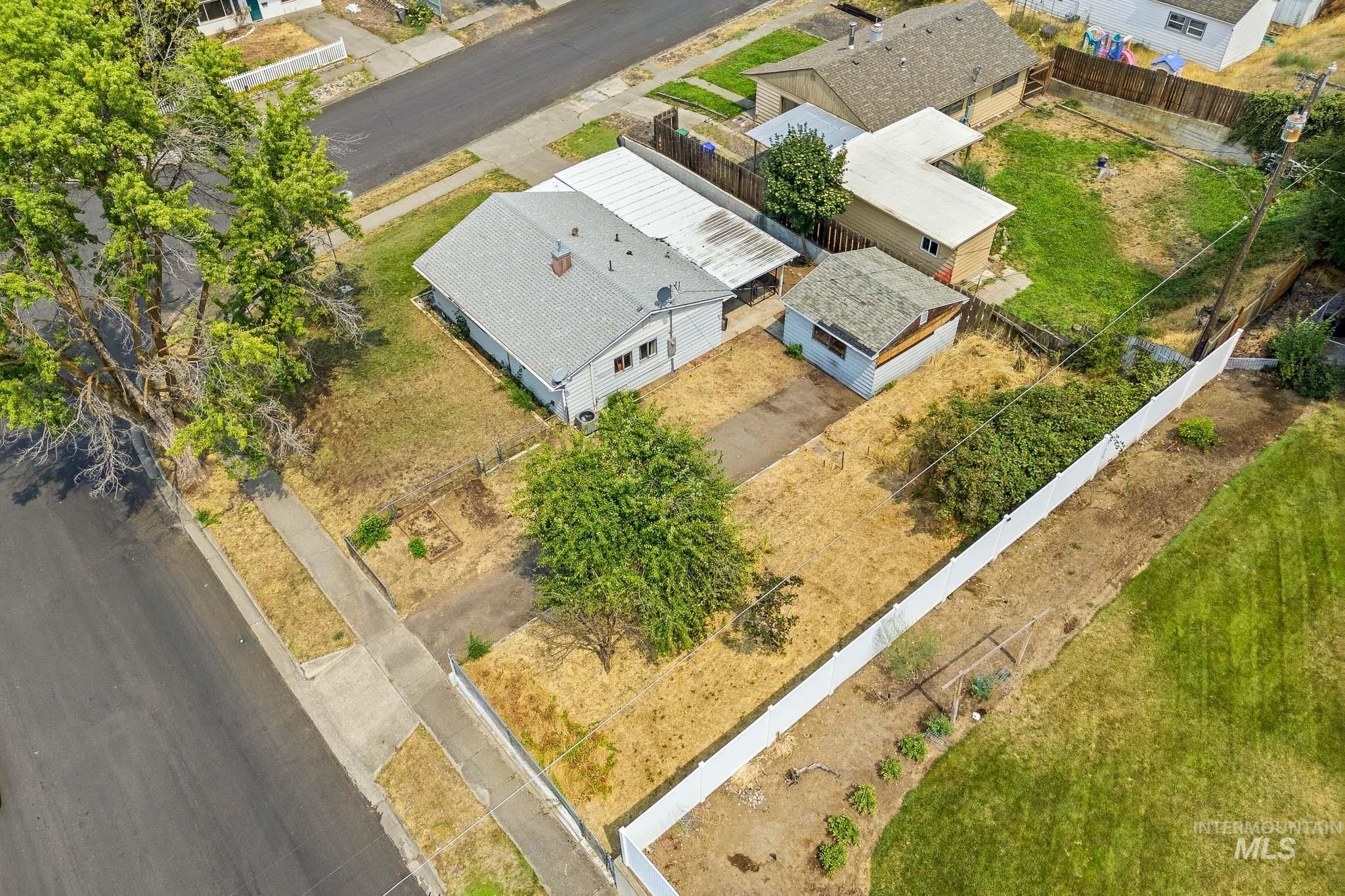 2602 9th Ave Property Photo 18