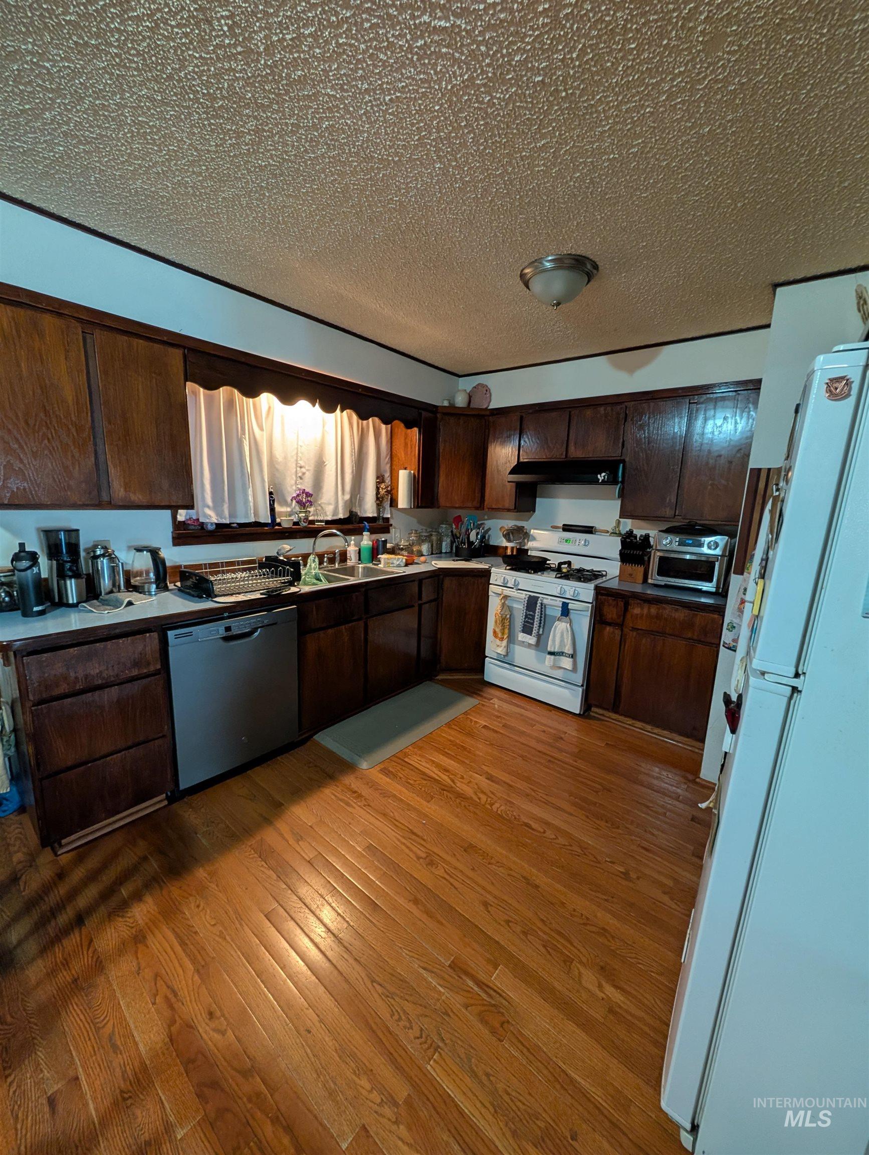 266 Trenary Road Property Photo 15