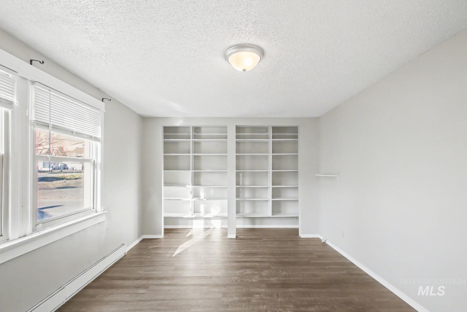 1830 Columbia Street Property Photo 15