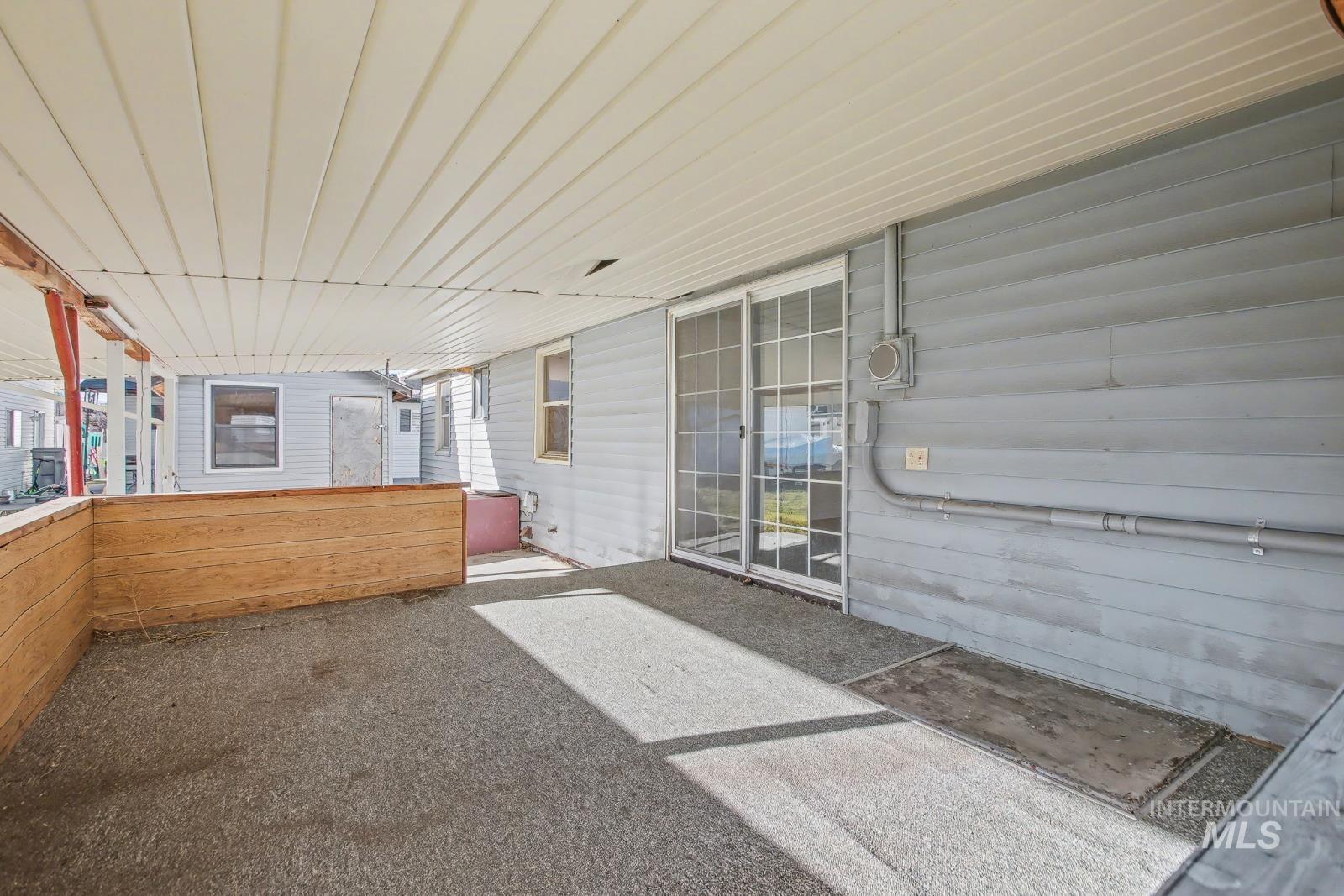 1830 Columbia Street Property Photo 27