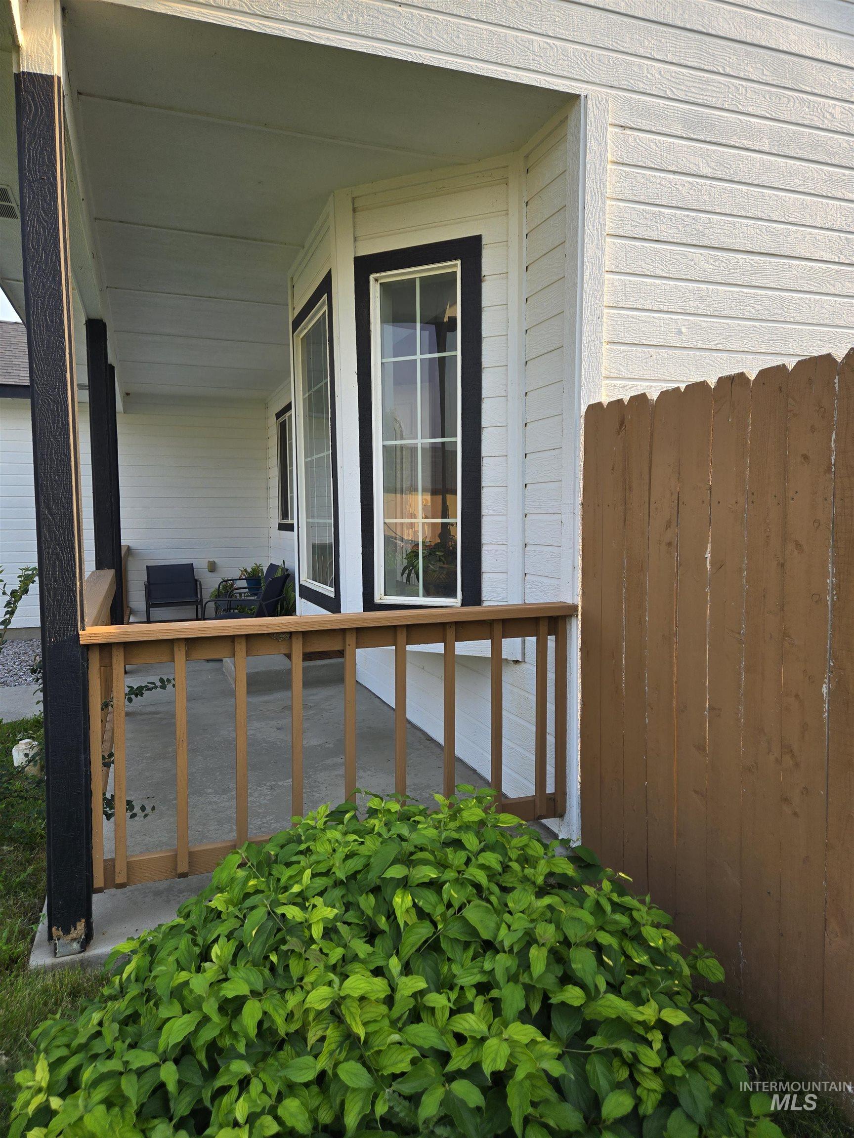 109 Rose Petal Ct. Property Photo 15