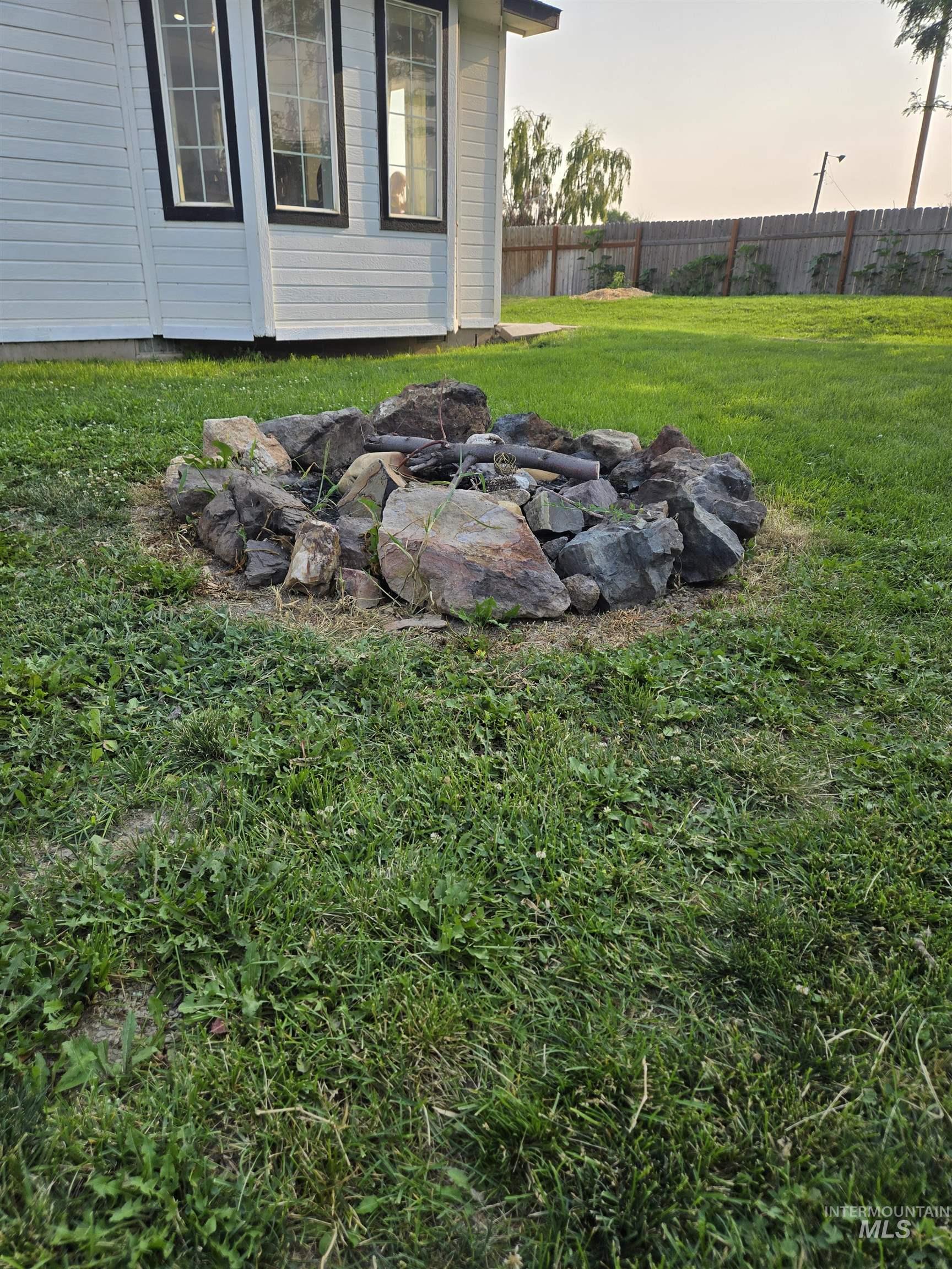 109 Rose Petal Ct. Property Photo 19