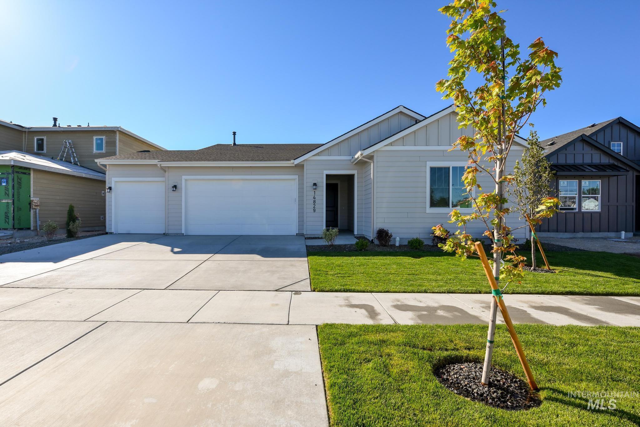 14922 Brown Pelican St Property Photo 1