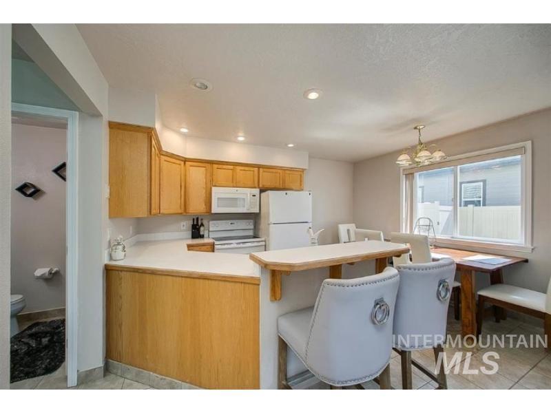 7919 And 7921 W Colehaven Ct Property Photo 10