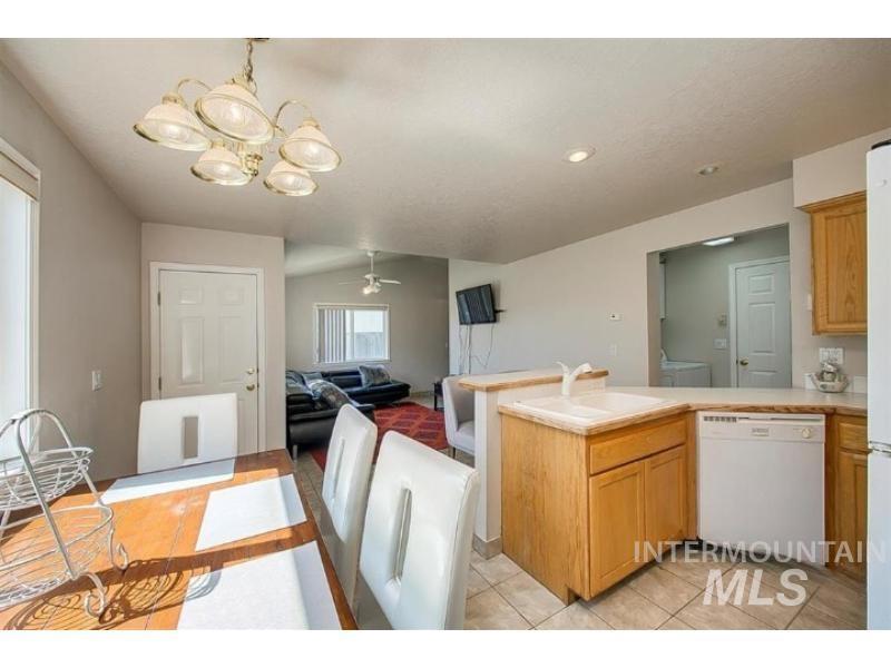 7919 And 7921 W Colehaven Ct Property Photo 11