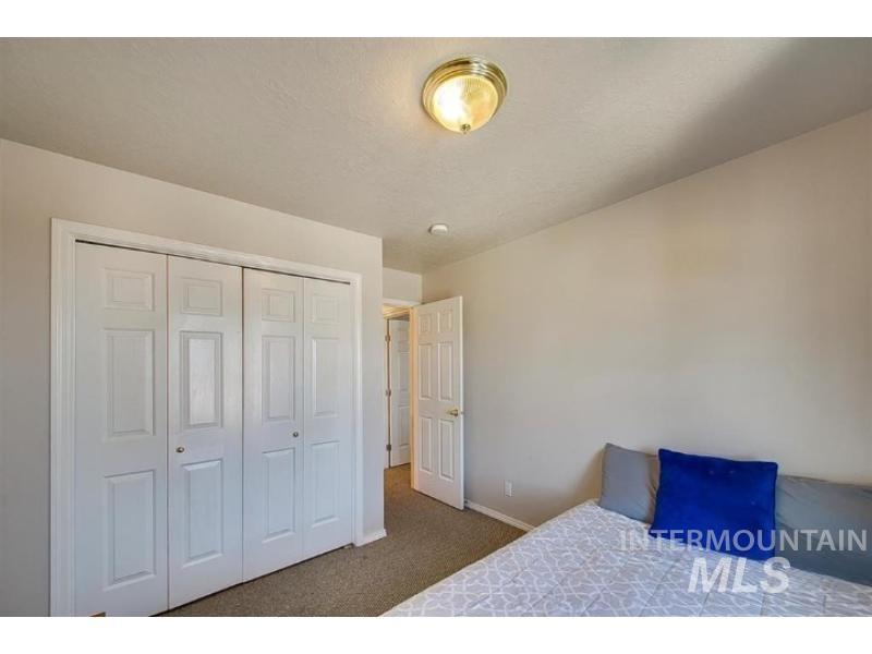 7919 And 7921 W Colehaven Ct Property Photo 21