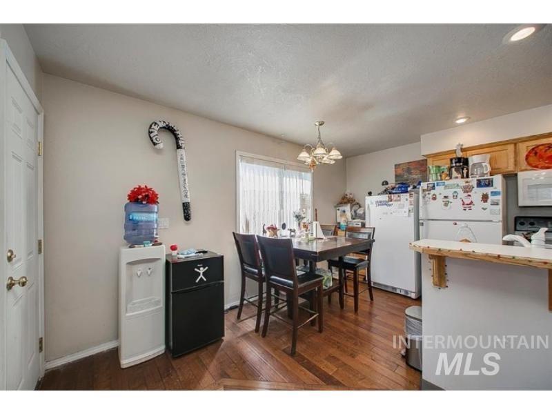 7919 And 7921 W Colehaven Ct Property Photo 34