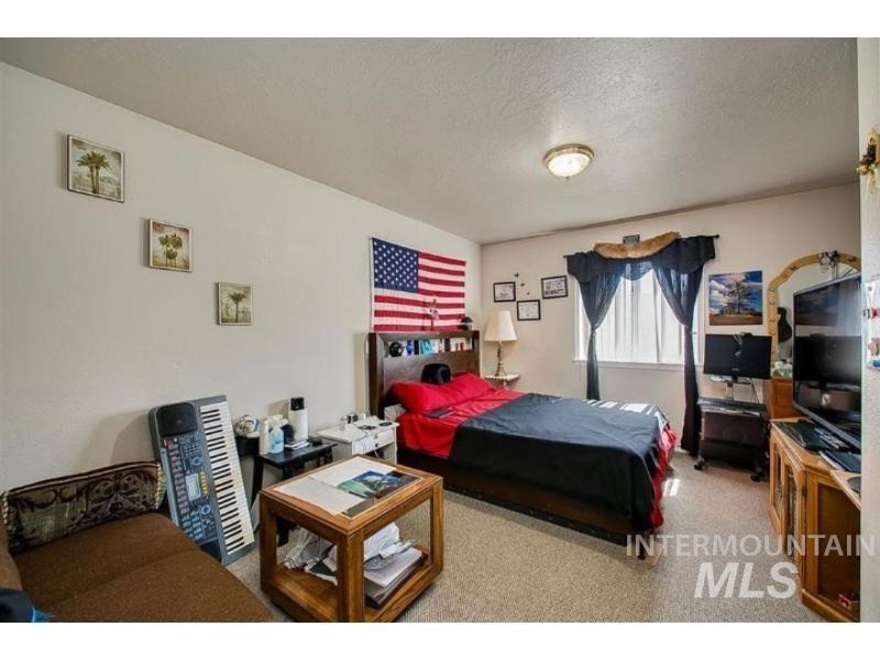 7919 And 7921 W Colehaven Ct Property Photo 44