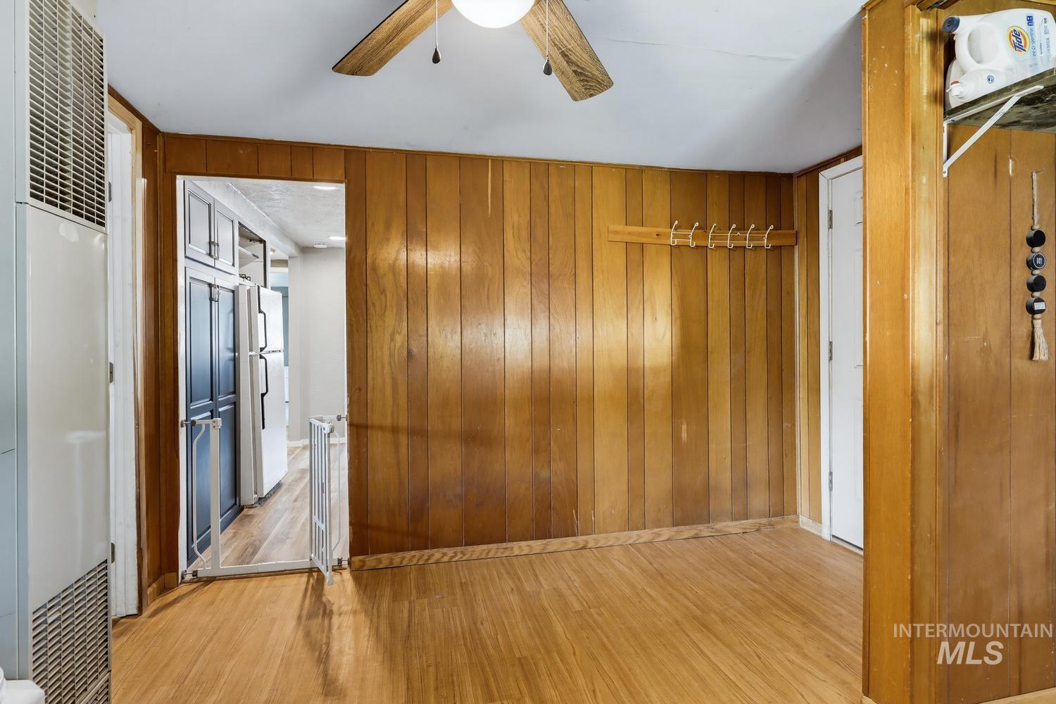 509 E Elgin Street Property Photo 24
