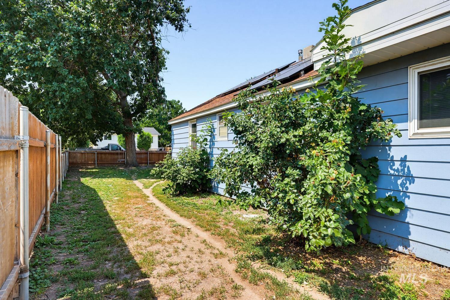 509 E Elgin Street Property Photo 29