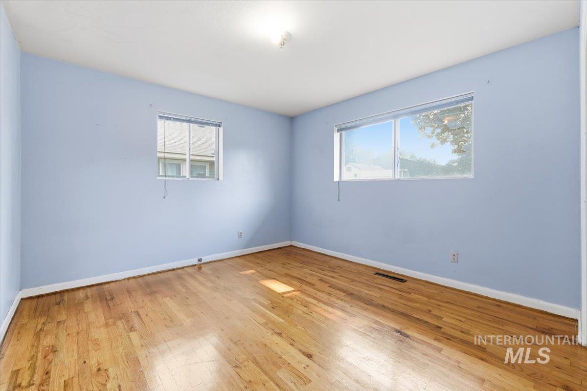 2607 S Montana Property Photo 23