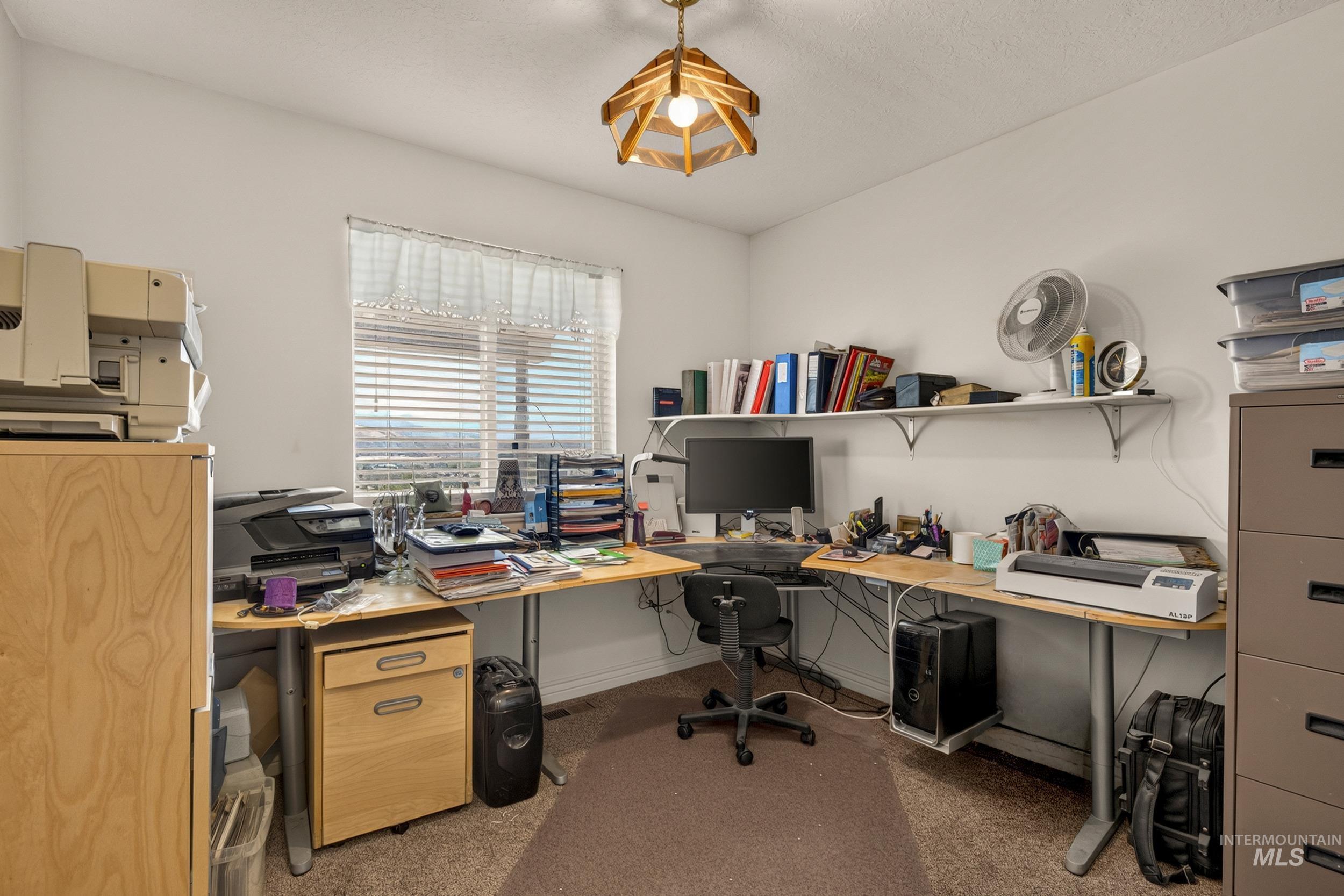 1457 E 4600 N Property Photo 11