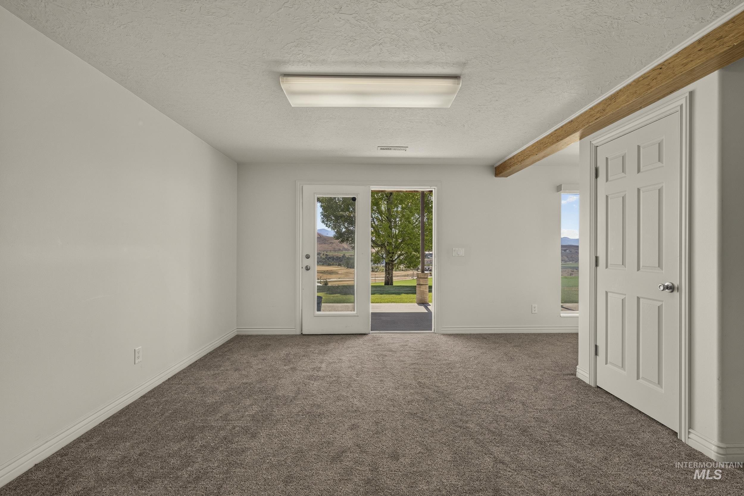 1457 E 4600 N Property Photo 18