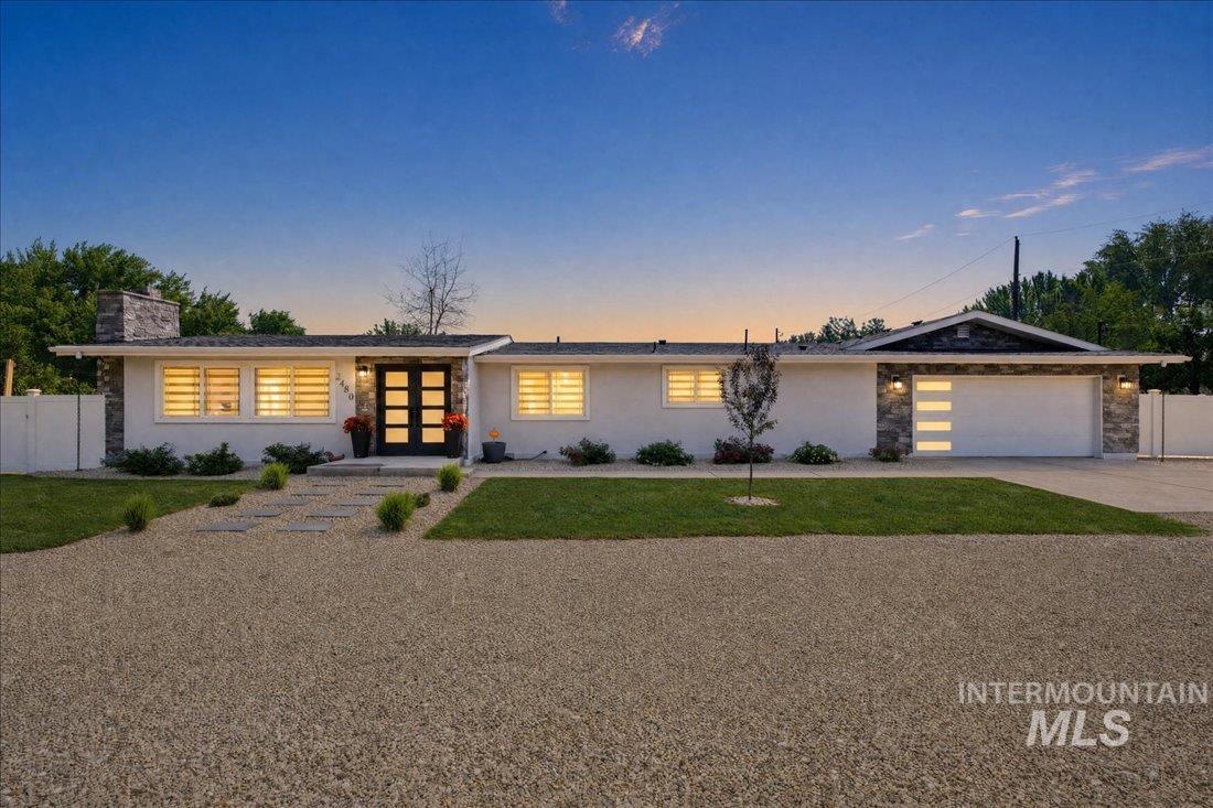 2480 S Cloverdale Rd Property Photo 1