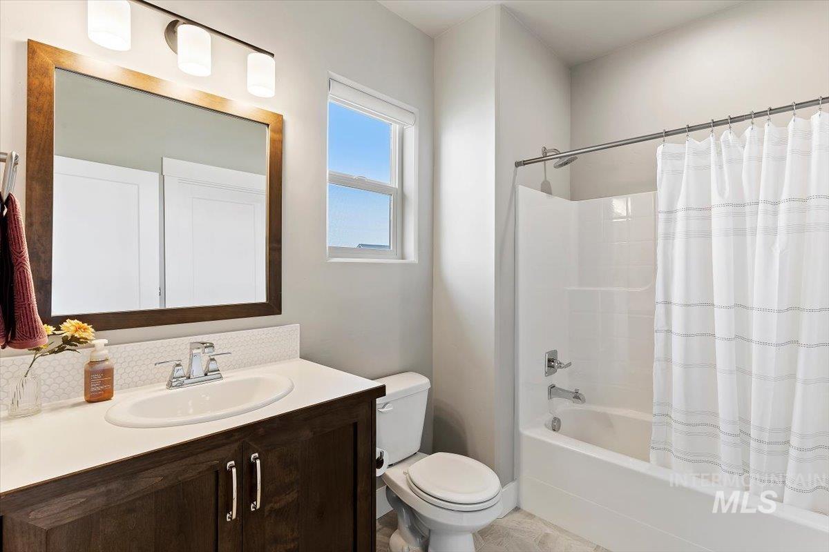 3106 E Mores Trail St Property Photo 23